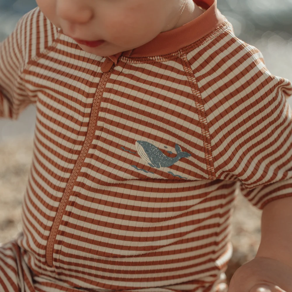 Little Dutch Ολόσωμο Κοντομάνικο Μαγιό Ocean Brown Stripes 6-12 μηνών - 4