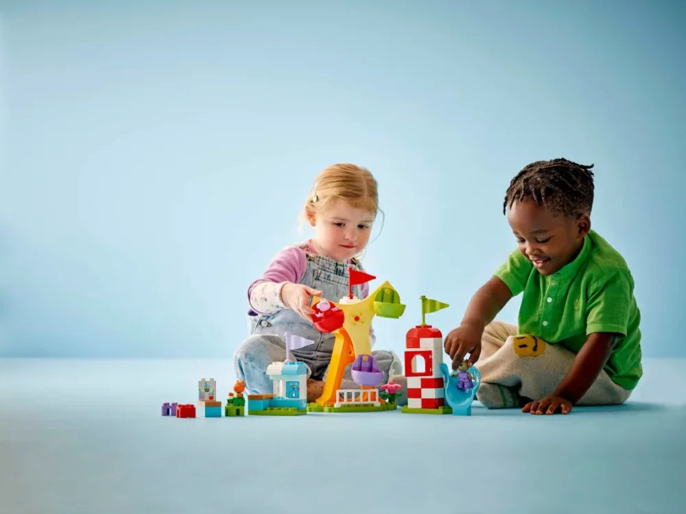 Lego Duplo Peppa Pig Funfair - 7