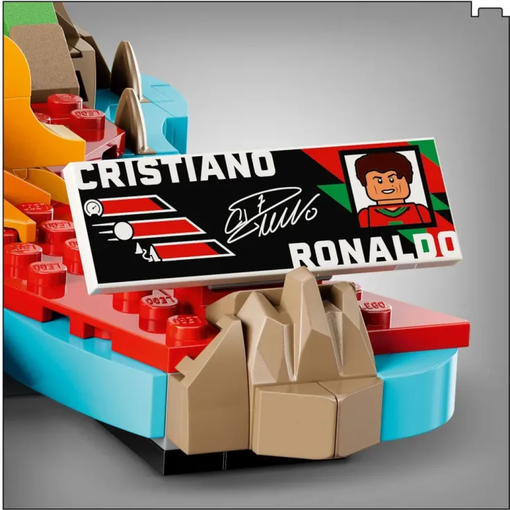 Lego Editions Cristiano Ronaldo Soccer Highlights - 4