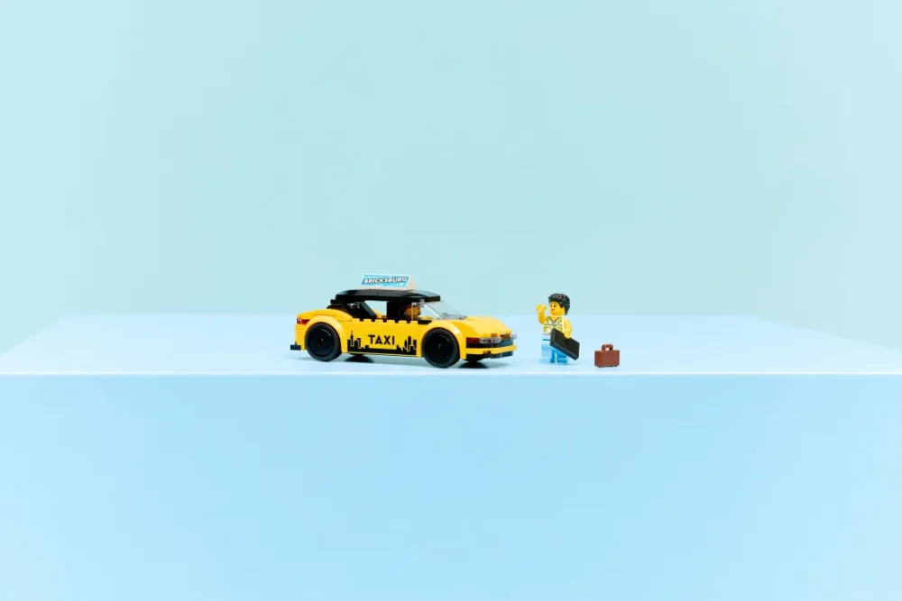 Lego City Yellow Taxi - 9
